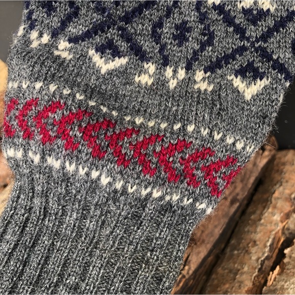 Vintage All Wool Fair Isle Crew Neck Sweater - Tip Top - Size M - Picture 6 of 7